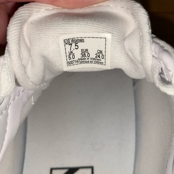 VANS “Ward” NWT White/White Sneakers - Women’s 7.5 - Picture 9 of 9